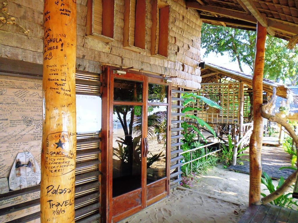 Tapik Beach Park Guest House El Nido Exterior photo